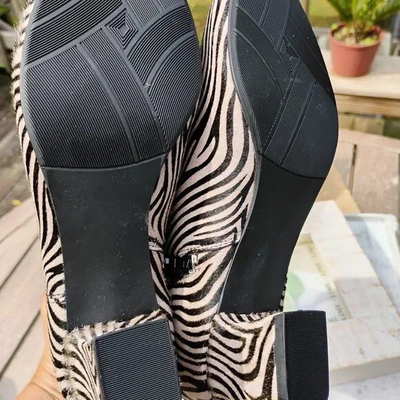 Zebra Print Leather Ankle Booties – Size 6W – Pointed Toe Block Heel - Picture 4 of 4